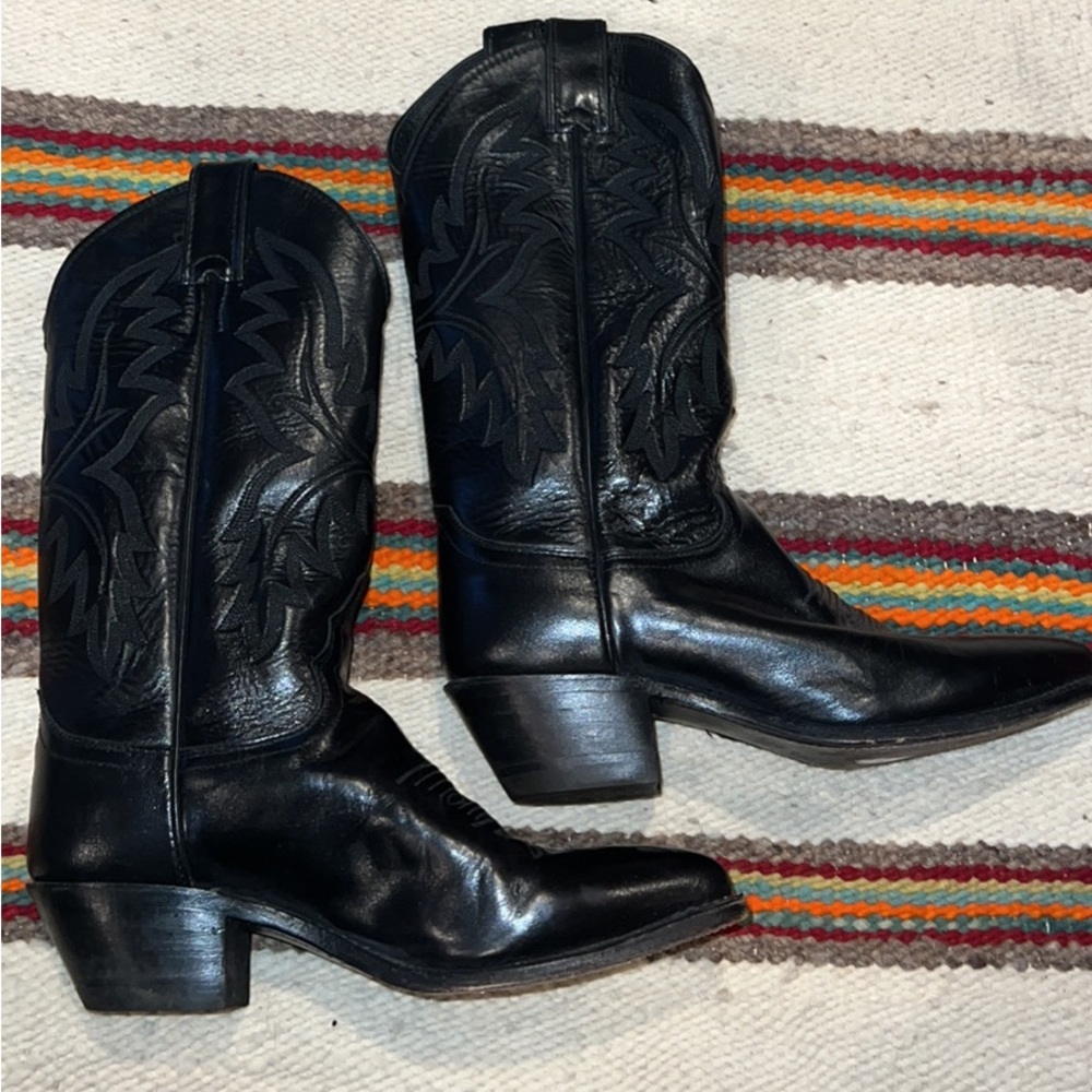 Black Justin Cowboy Boots
